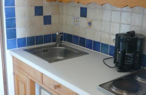 Meribel-Mottaret Apartment | Studette pour 2 personnes à Méribel Mottaret, au pied des pistes - FR-1-411-465
