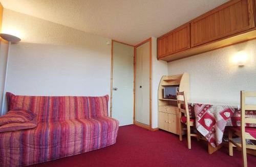 Plagne Villages Apartment | Studio à Plagne Villages, accès pistes, balcon - FR-1-181-2636