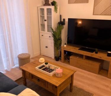 Ep 21 - Saint-Paul Apartment | Studio Élégant