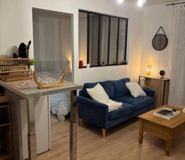 Ep 21 - Saint-Paul Apartment | Studio Élégant