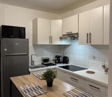 Les Lilas Apartment | Studio Évasion
