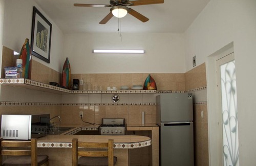 Lazaro Cardenas Apartment | Studio 1 Hacienda Lord Twigg