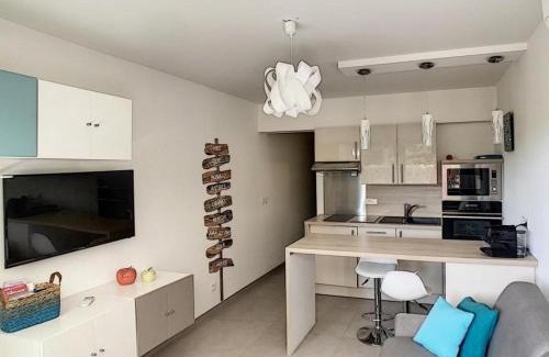 Les Baumettes Apartment | Studio - 1 minute de la plage et de la Promenade des Anglais