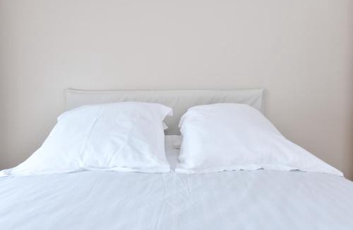 19th Arrondissement Apartment | Studio 1 Pièce 20 m2