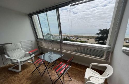 Saint-Jean-de-Monts Apartment | Studio 2-3 pers bord de mer avec parking privé - FR-1-224C-491