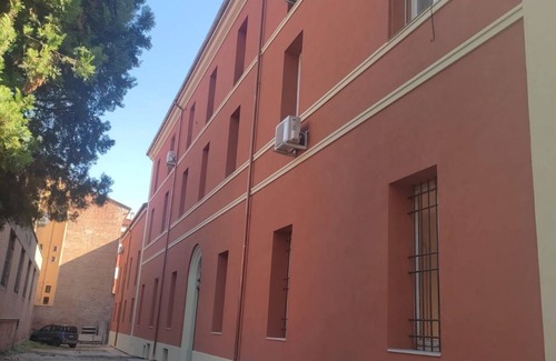 Bologna Fiere District House | Studio 2 min walk from Porta San Donato!
