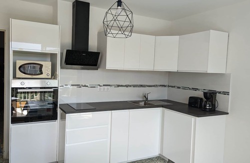 Dommeldange Apartment | Studio 200m from the beach