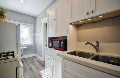 Garfield Apartment | Studio 21 - Roosevelt Row Arts District (Downtown)