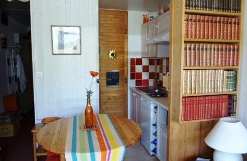 Arette Apartment | Studio 4 pers avec balcon, accès pistes, rés. avec ascenseur, parkings gratuits - FR-1-602-56