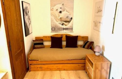 Le Planellet Apartment | Studio 4 pers - Balcon - Proximité pistes et golf - TV - Garage - Animaux OK - Tennis en été - FR-1-453-82