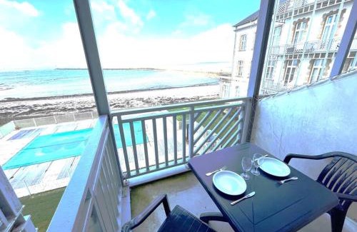 Le Croisic Apartment | Studio 421 face à l'océan avec piscine,accès plage