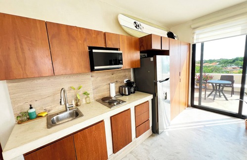 Puerto Aventuras Apartment | Studio 55 Private HotTube