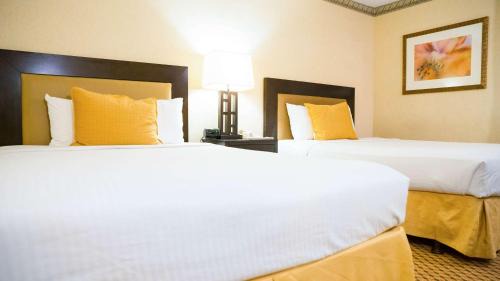Anaheim Hills Hotel | Studio 6 Anaheim Hills CA