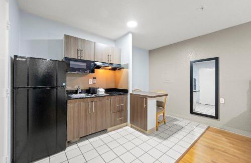 Gwinnett Place Hotel | Studio 6-Duluth, GA - Atlanta - Gwinnett Place