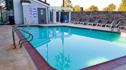 Fairfield Hotel | Studio 6-Fairfield, CA - Napa Valley