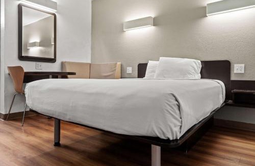 San Luis Obispo Hotel | Studio 6 San Luis Obispo, CA South