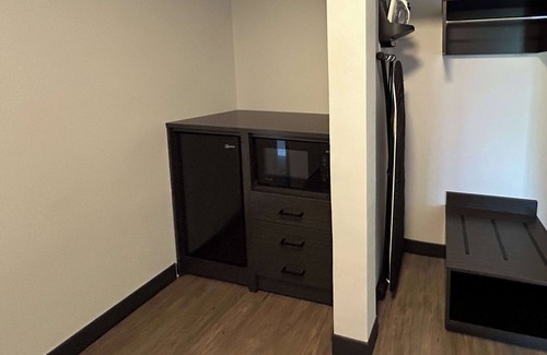 Gardena Hotel | Studio 6 Suites Gardena, CA