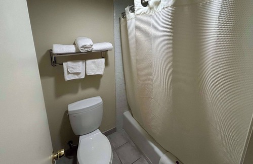Santa Ana Hotel | Studio 6 Suites Santa Ana, Ca