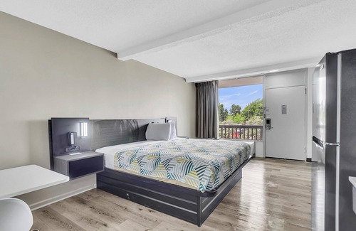 Summerville Hotel | Studio 6 Summerville, SC – Charleston