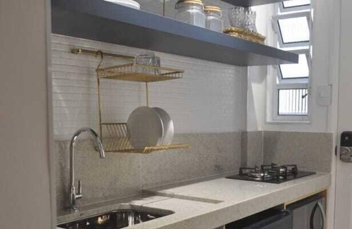 Jose Menino RV Rental | Studio 607, Frente a Praia com Wi-fi, Completo, Decorado