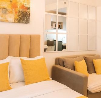 South Triangle Apartment | Studio 7 Residential Building