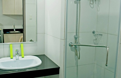 Loyola Heights Hotel | Studio 89 Katipunan QC