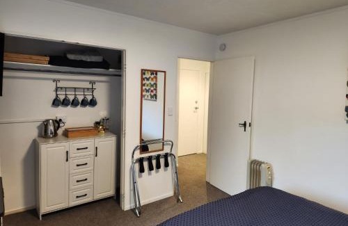 Johnsonville Bed & Breakfast | Studio 9 on Lakewood