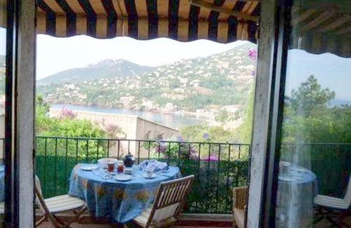 Theoule-sur-Mer Apartment | Studio a Theoule sur Mer a 400 m de la plage avec vue sur la mer terrasse amenagee et wifi