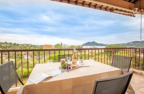 Agay Apartment | Studio agay Plage by Interhome
