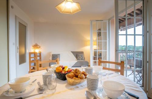 Agay Apartment | Studio agay Plage by Interhome
