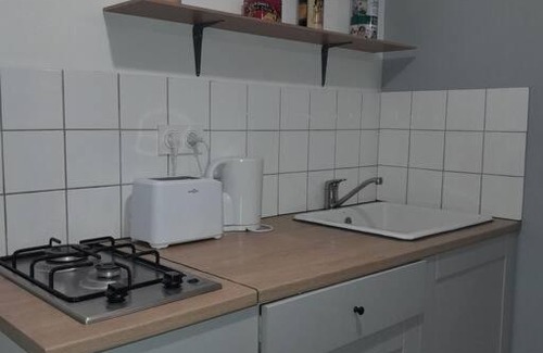 Lannion Apartment | Studio agréable et fonctionnel à 5km des plages