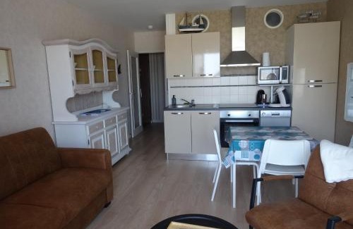 Saint-Jean-de-Monts Apartment | Studio alcôve, vue mer, 4 personnes, Saint Jean de Monts