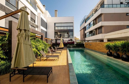 Lagoa Pequena Apartment | Studio alto padrão pé na areia em Floripa IRB205