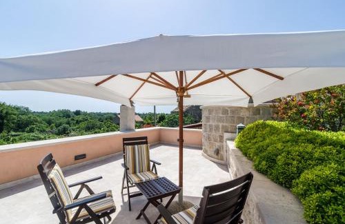 Cilipi Apartment | Studio Antica, apartment with a private swimming pool