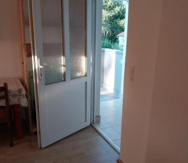 Donji Karin Apartment | Studio apartman u ruralnom okruženju