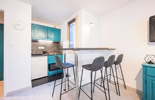 Plan Peisey Apartment | Studio Apartment 'Skis Aux Pieds' with Mountain View, Balcony and Wi-Fi