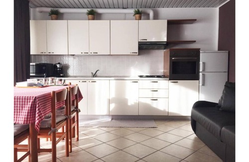 Cremeno Apartment | Studio apartment 13 - 5 mins to ski area and trekking paths