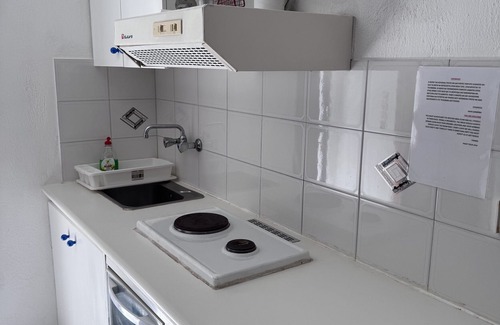 Pisses Apartment | Studio Apartment '4' with Sea View, Wi-Fi and Air Conditioning