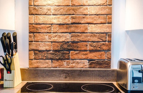 Warrington Apartment | Studio Apartment, central location