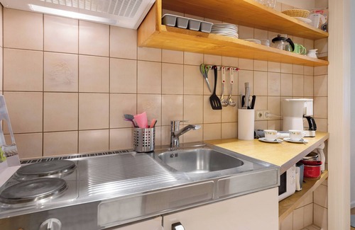 Bad Bellingen Apartment | Studio Apartment 'Apartment 2' with Private Terrace and Wi-Fi