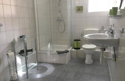 Kalletal Apartment | Studio Apartment