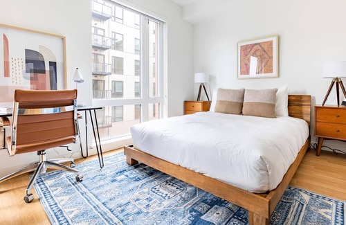 Alphabet Historic District Apartment | Studio Apartment in Portland + Pets OK