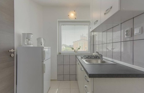 Borik Apartment | Studio apartment in Rovinj with Terrace, Air condition, WIFI, Washing machine (4686-5)