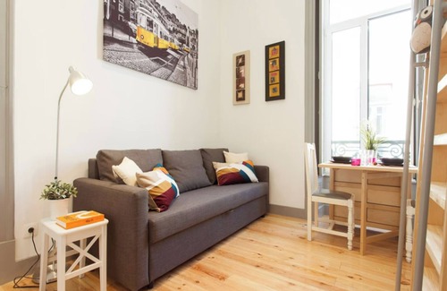 Mouraria Apartment | Studio Apartment Located Central Lisbon