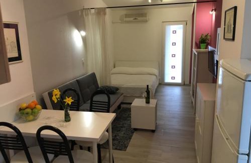 Pjescana Uvala Apartment | Studio apartment Martina -80m from the sea-