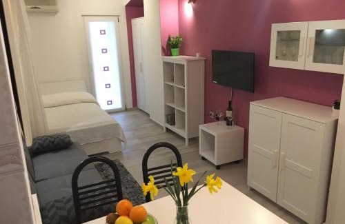 Pjescana Uvala Apartment | Studio apartment Martina -80m from the sea-