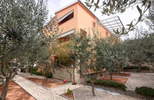 Gornji Karin Apartment | Studio Apartment Maslina