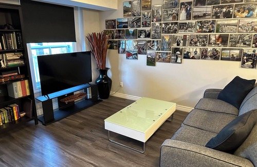 Markham Apartment | Studio Apartment on Historic Main Street Unionville!