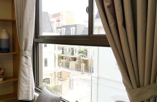 Phu Nhuan Apartment | Studio Apartment near Airport