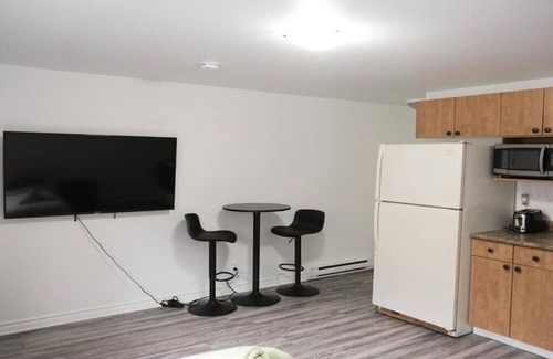 Verdun Apartment | Studio apartment with 1 bed